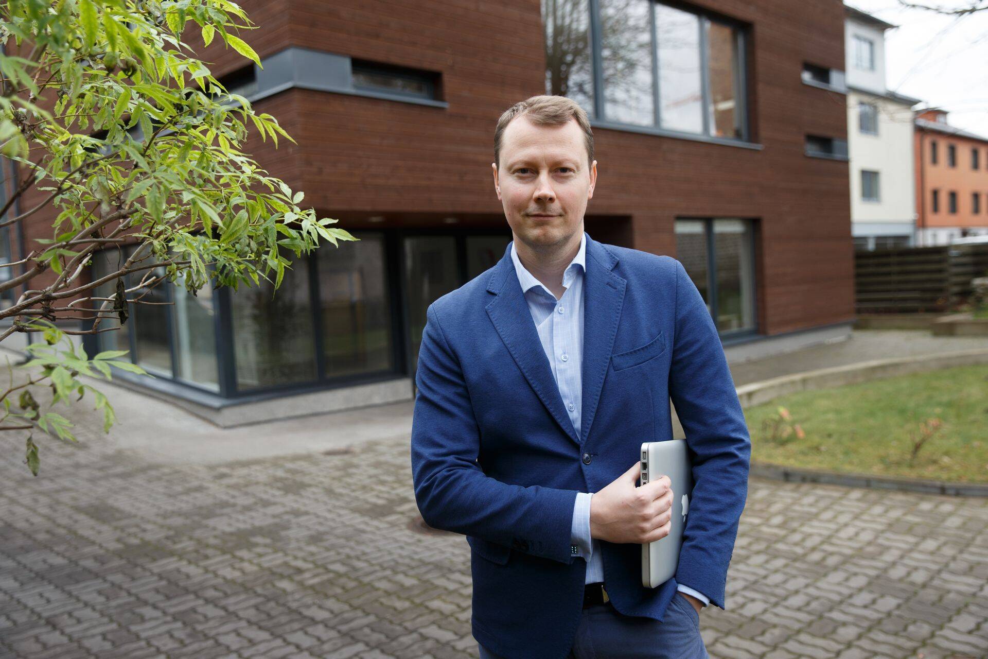 Arveteoksjoni keskkonna Inwise looja Indrek Vilms kasutas ära olukorra, kus suurpangad on jätnud väikefirmad sisuliselt ilma faktooringuteenuseta.