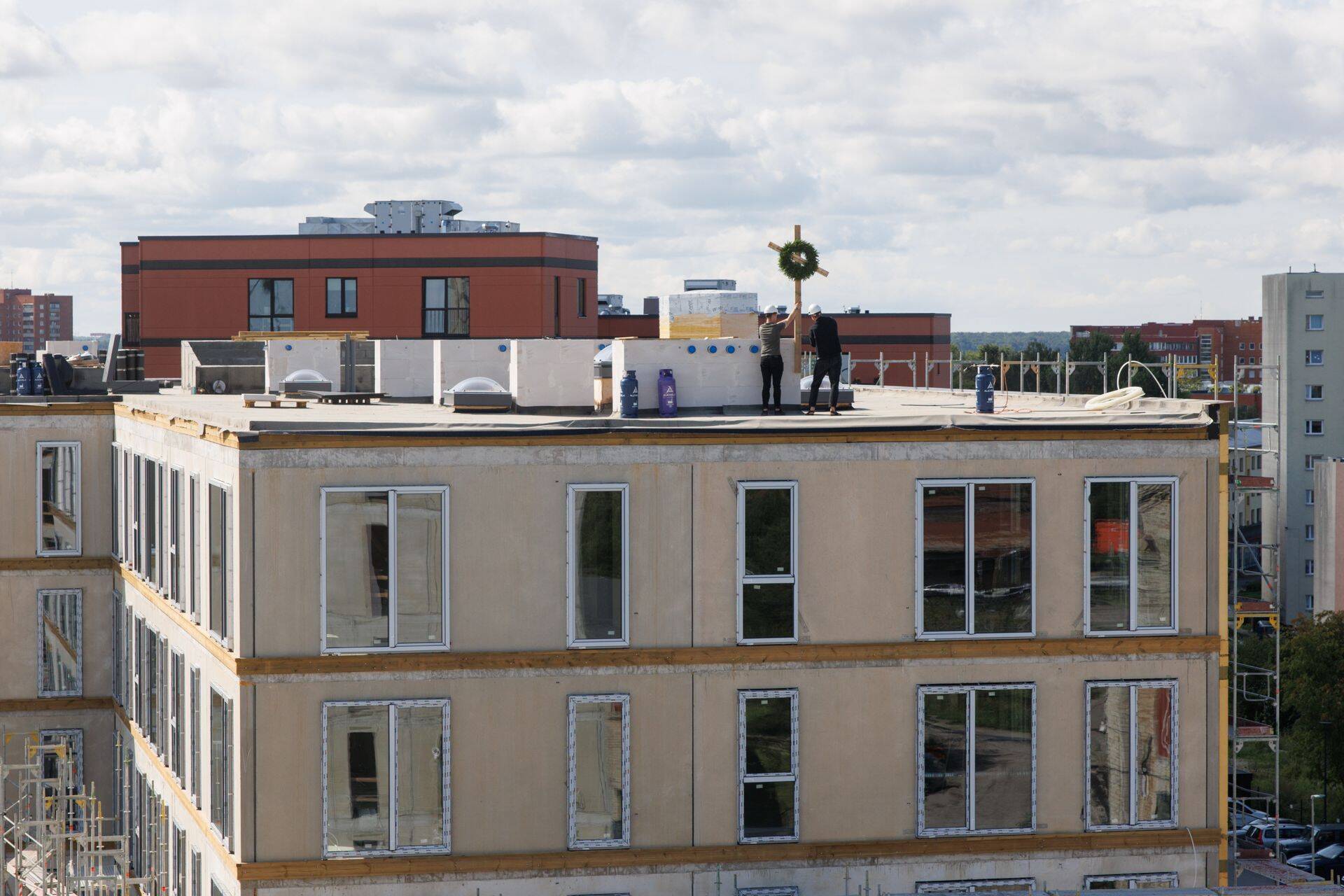 Uued ehitatavad hooned peavad edaspidi pakkuma kaitset ka kuuma eest.