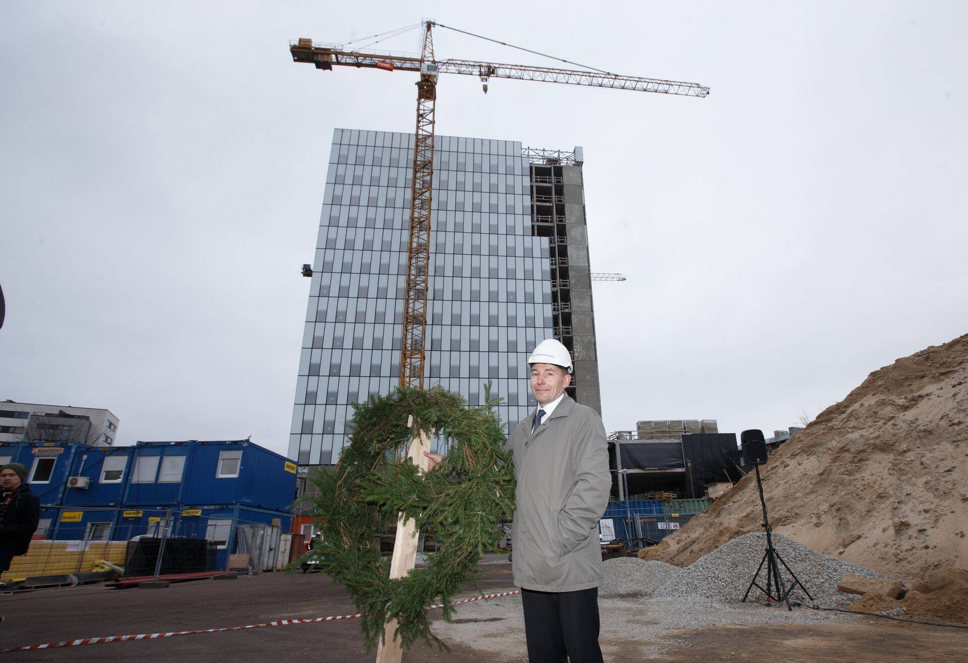 RKASi juht Urmas Somelar superministeeriumi sarikapärjaga