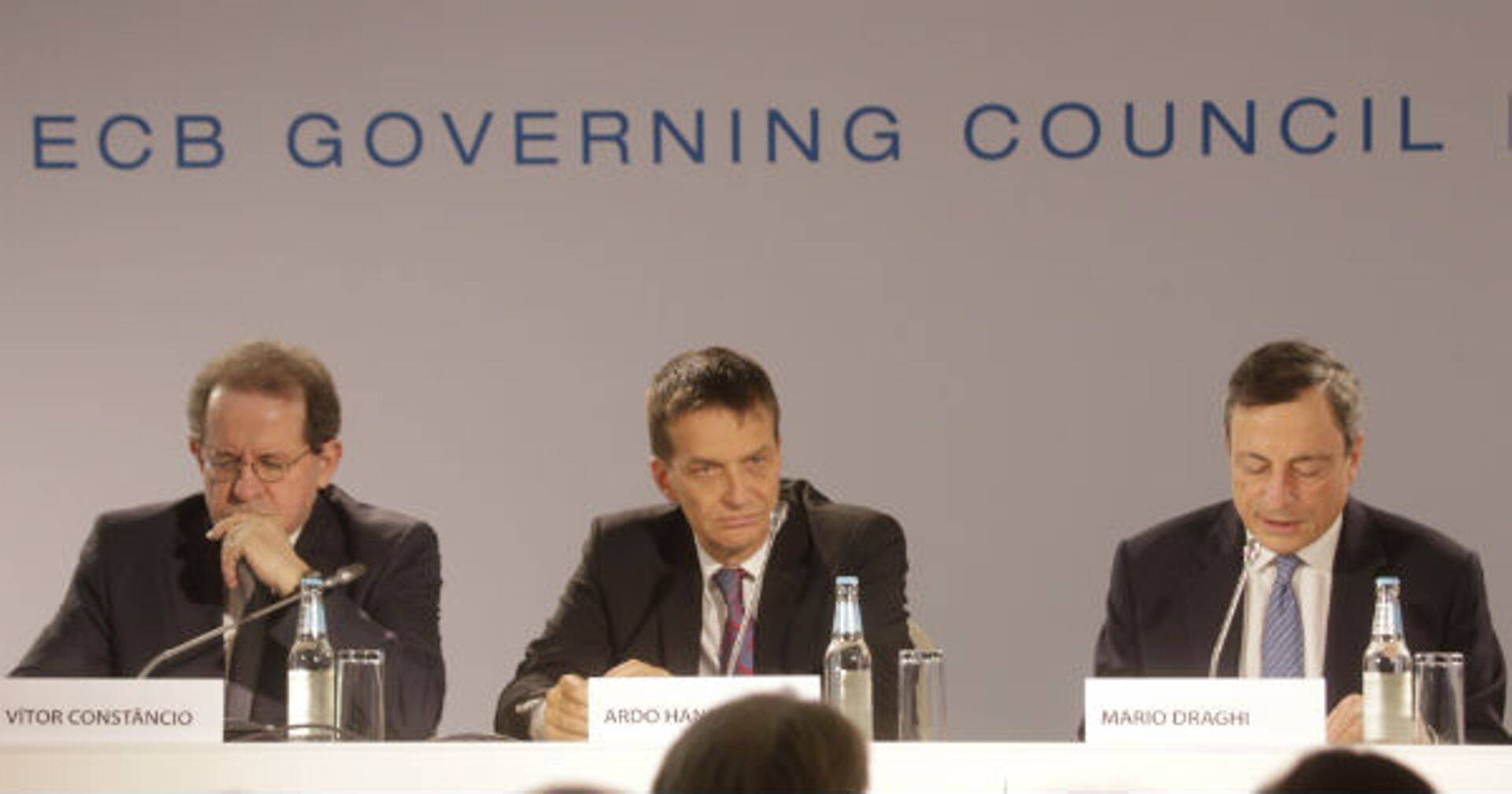 Euroopa Keskpanga asepresident Vitor Constancio, EKP president Mario Draghi
ja Eesti Panga president Ardo Hansson.