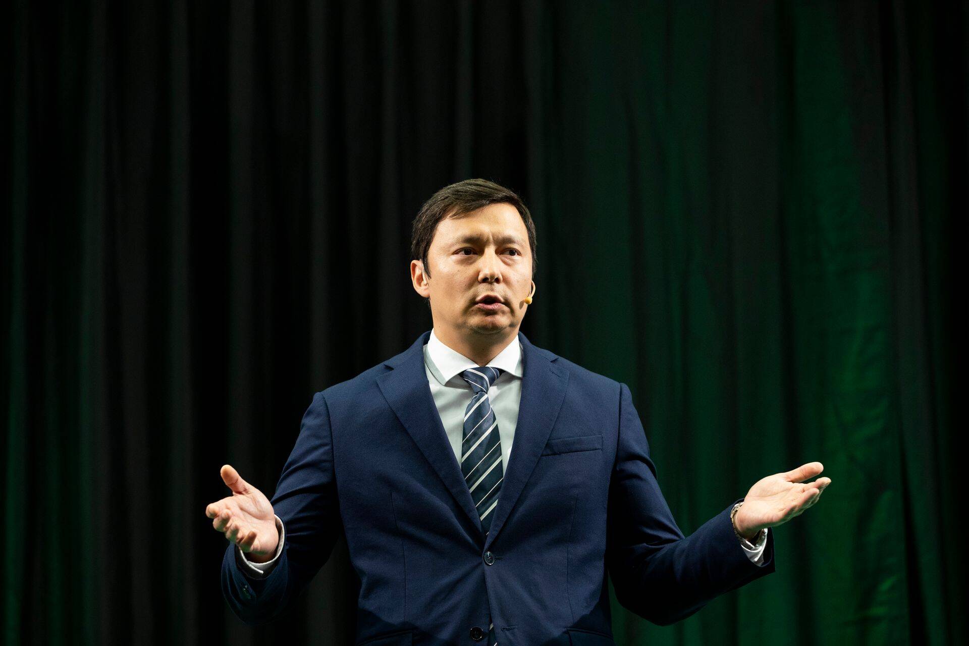 Михаил Кылварт получит 24 678,21 евро компенсации.