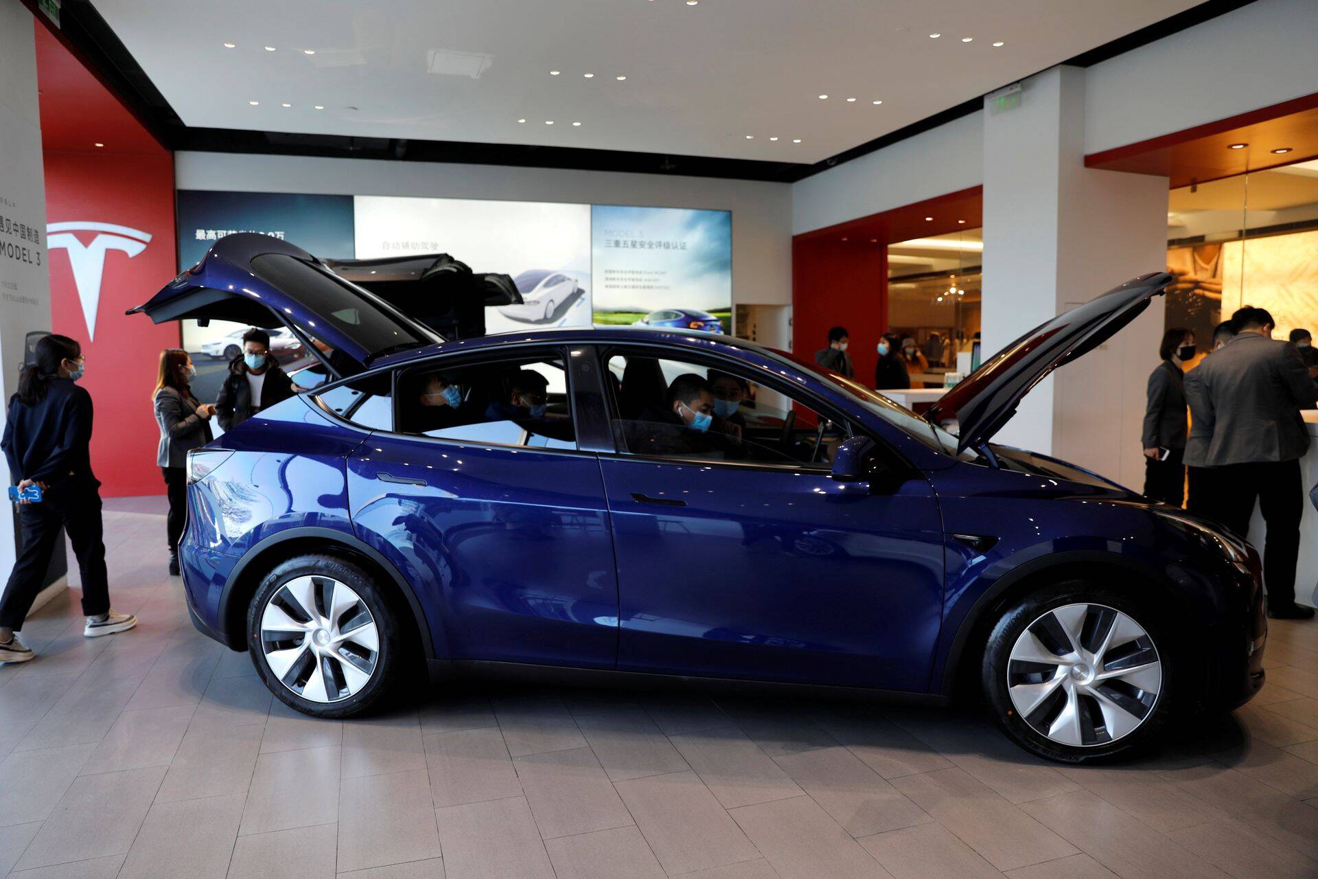 Hiinas toodetud Tesla Model Y.