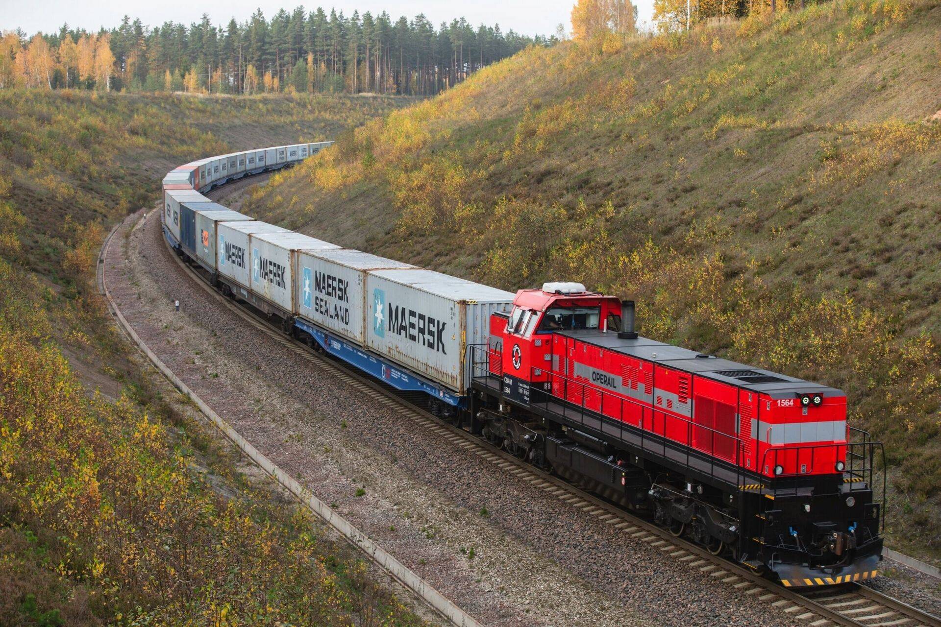 Tapal ehitatud C30-M vedur.