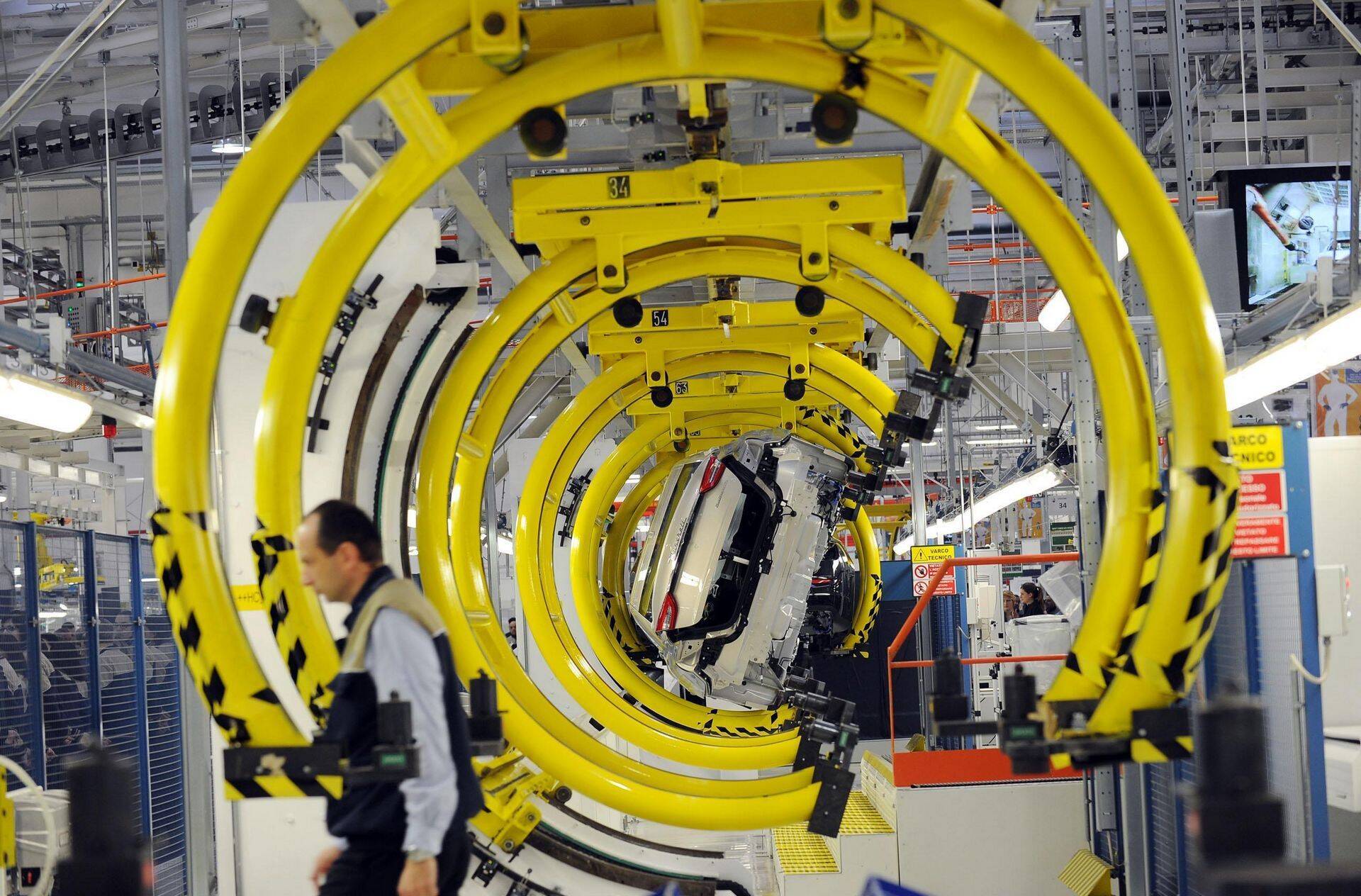 Euroala tehastel läheb paremini.