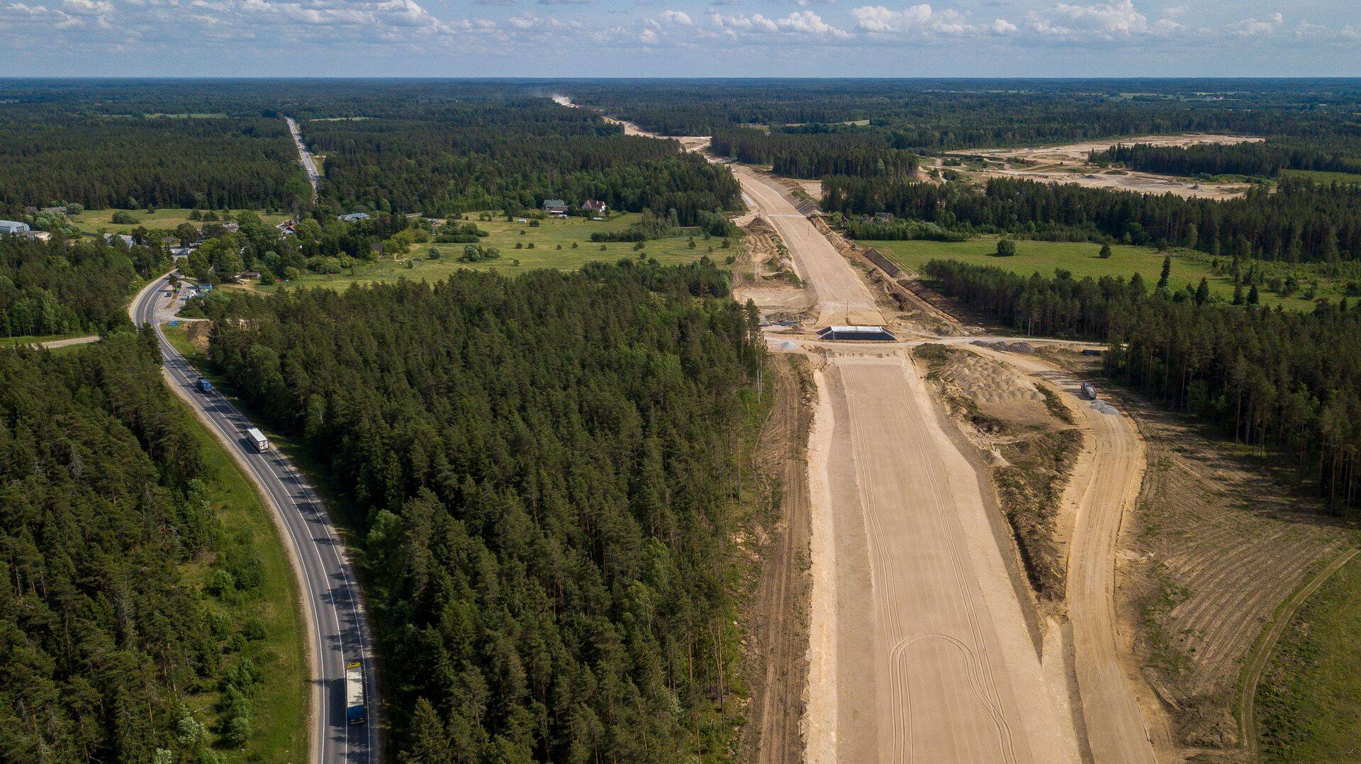 Tallinna–Tartu maantee Kose–Mäo vahelise neljarajalise maanteelõigu ehitustööd.