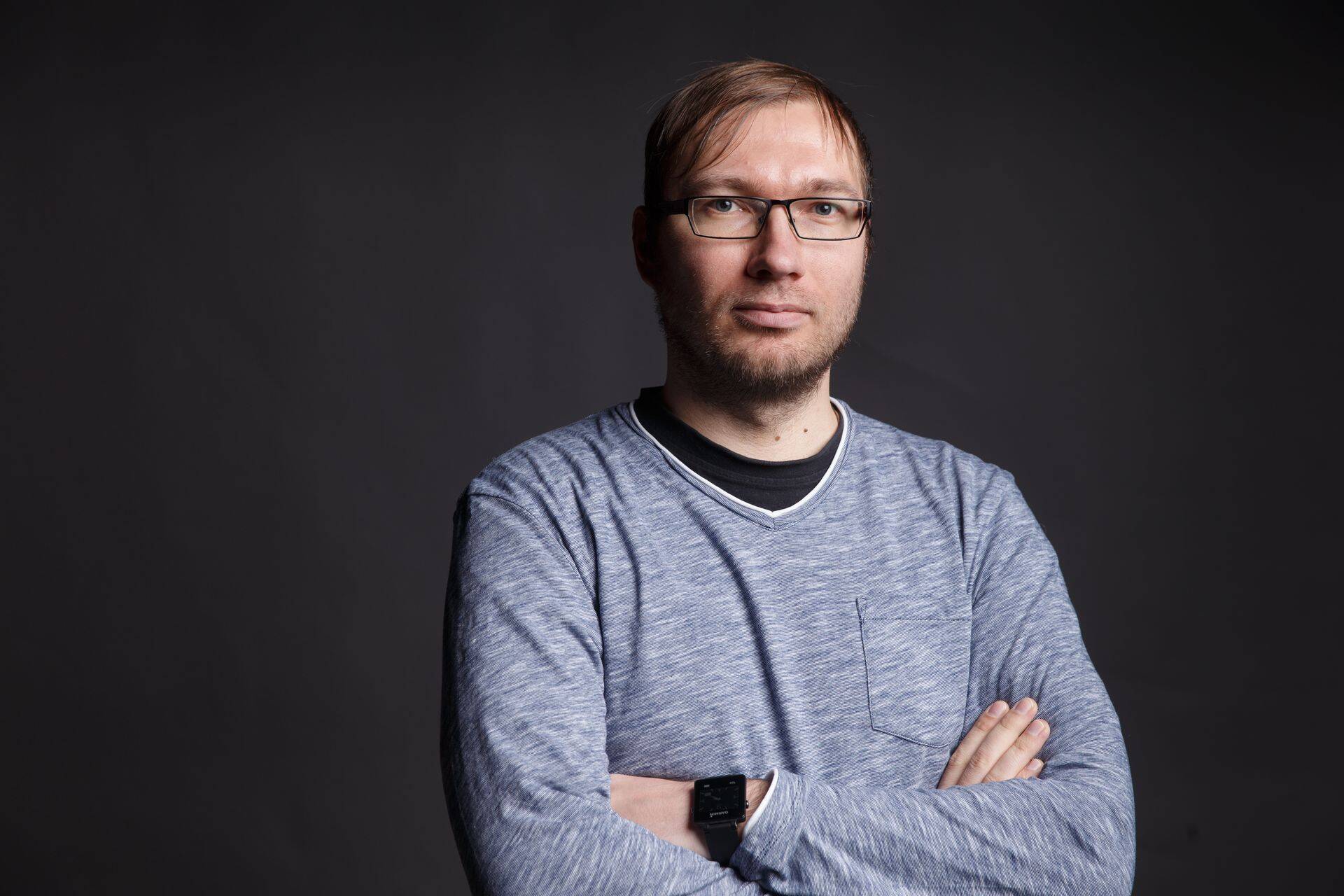 Krüptoraha ekspert ja Eesti krüptoraha Liidu juhatuse liige Asse Sauga imestab, miks me siiamaani krediitkaardisüsteeme kasutame, sest need on finantsmaailma ühed ebaturvalisemad süsteemid.