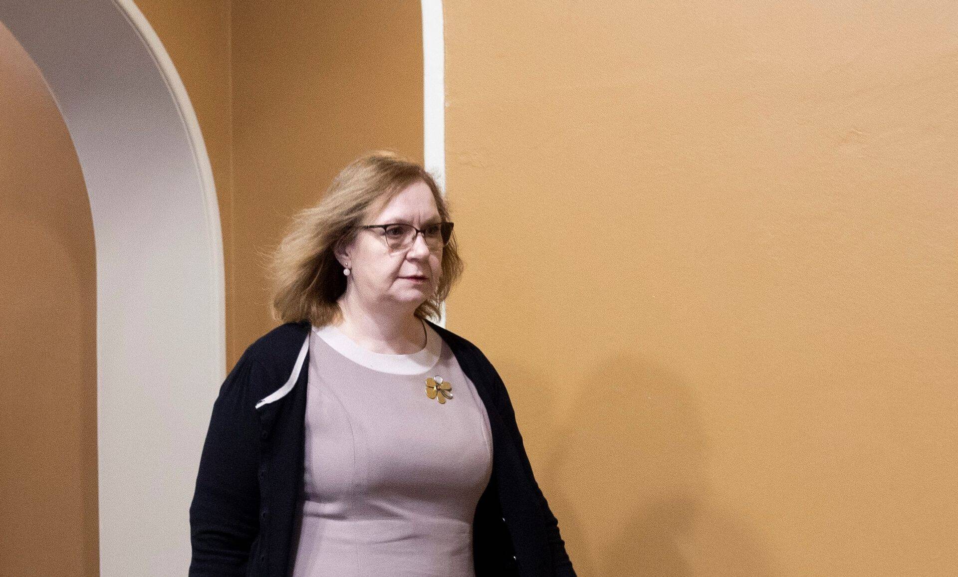 Rahandusministri ülesannetes justiitsminister Maris Lauri lubab, et riigieelarve läbipaistvus suureneb ning ka nii-öelda tavainimesed saavad paremini aru, mis on eelarveotsuste sisu.