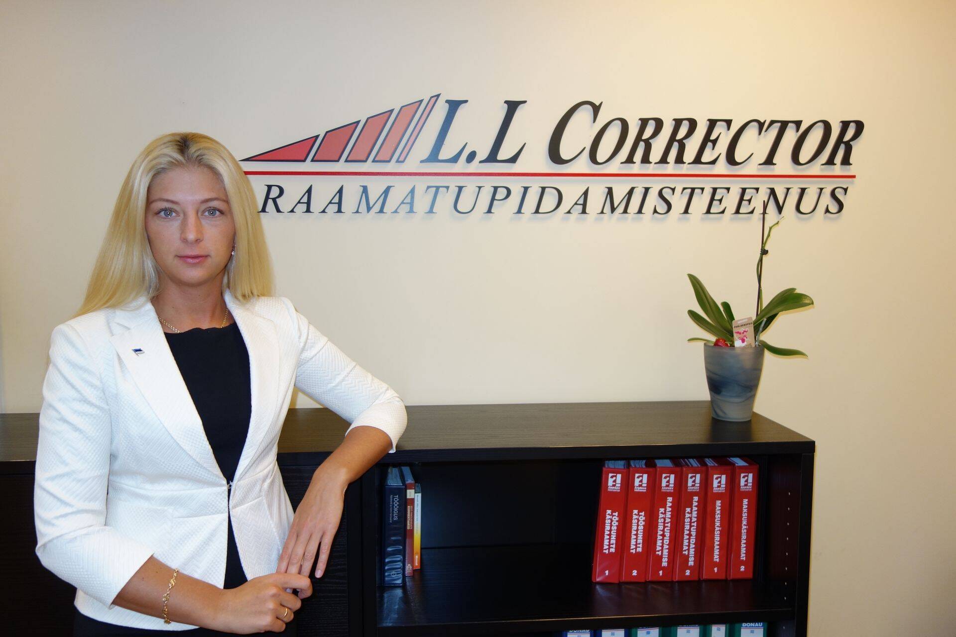 Mõte L.L. Correctori loomiseks tekkis juhi Laura Niidi sõnul enda vajadustest, sest olles ka ise raamatupidamisteenuse tarbija, sai ta kõrvalt vaadates aru, et seda tööd saaks teha palju paremini.