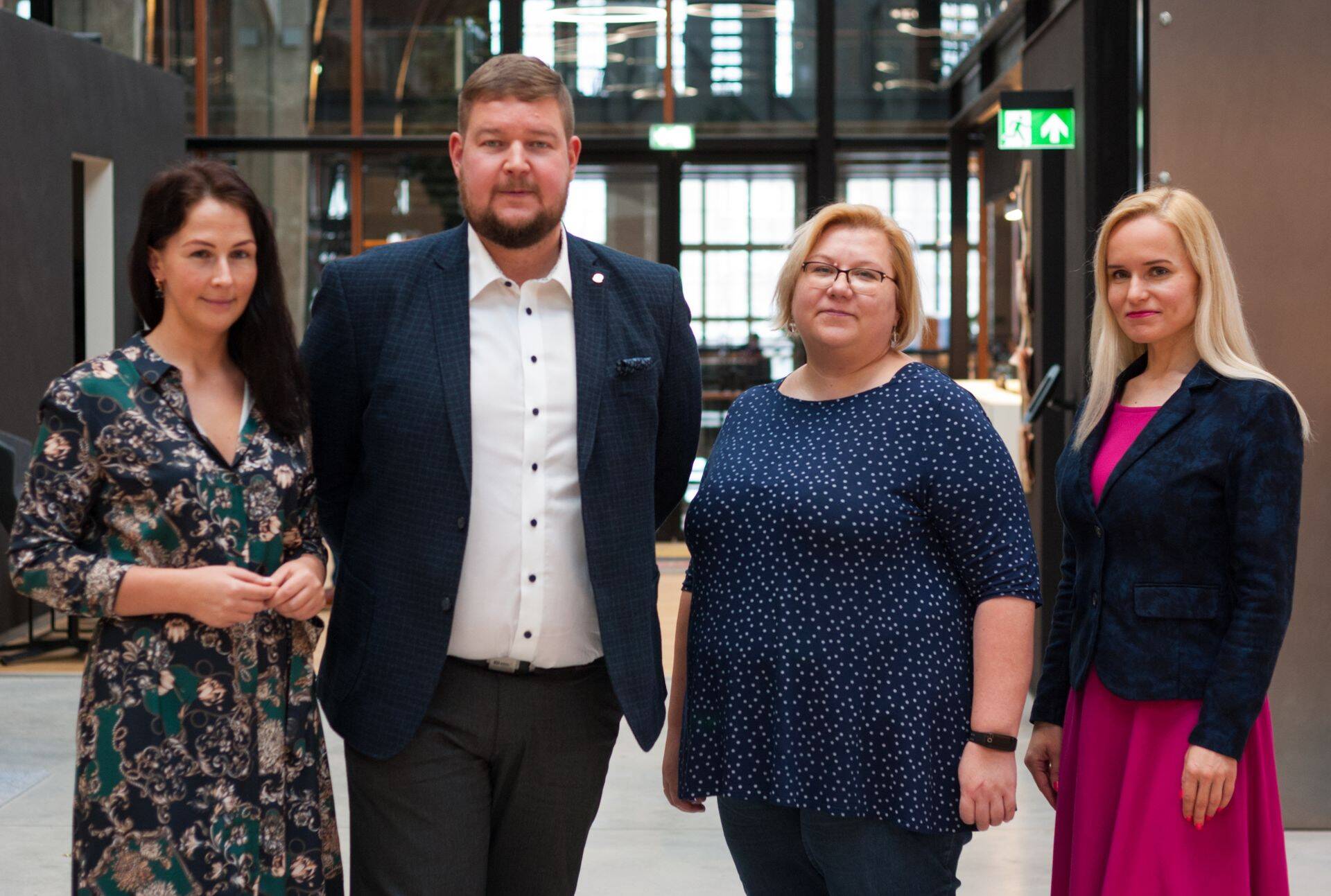 Raamatupidaja.ee juht Marianne Lõhmus, raamatupidamisbüroo CH Konsultatsioonid juhataja Christer Haimi, raamatupidamisettevõtte Robby & Bobby partner Krista Teearu ja teabevara toimetaja Kai Koks