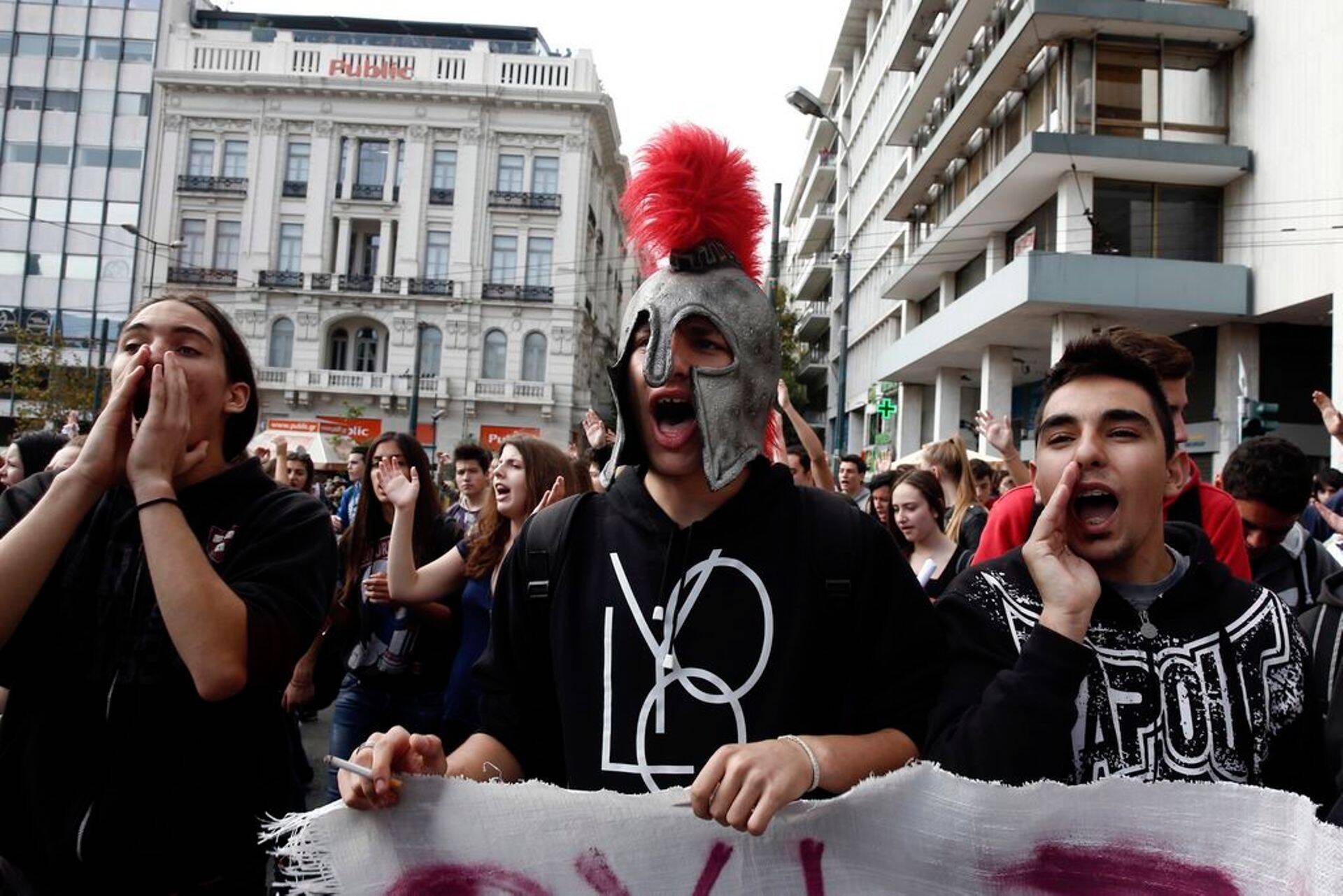 Kreeka tudengid eile Ateenas haridusreformide vastu protestimas