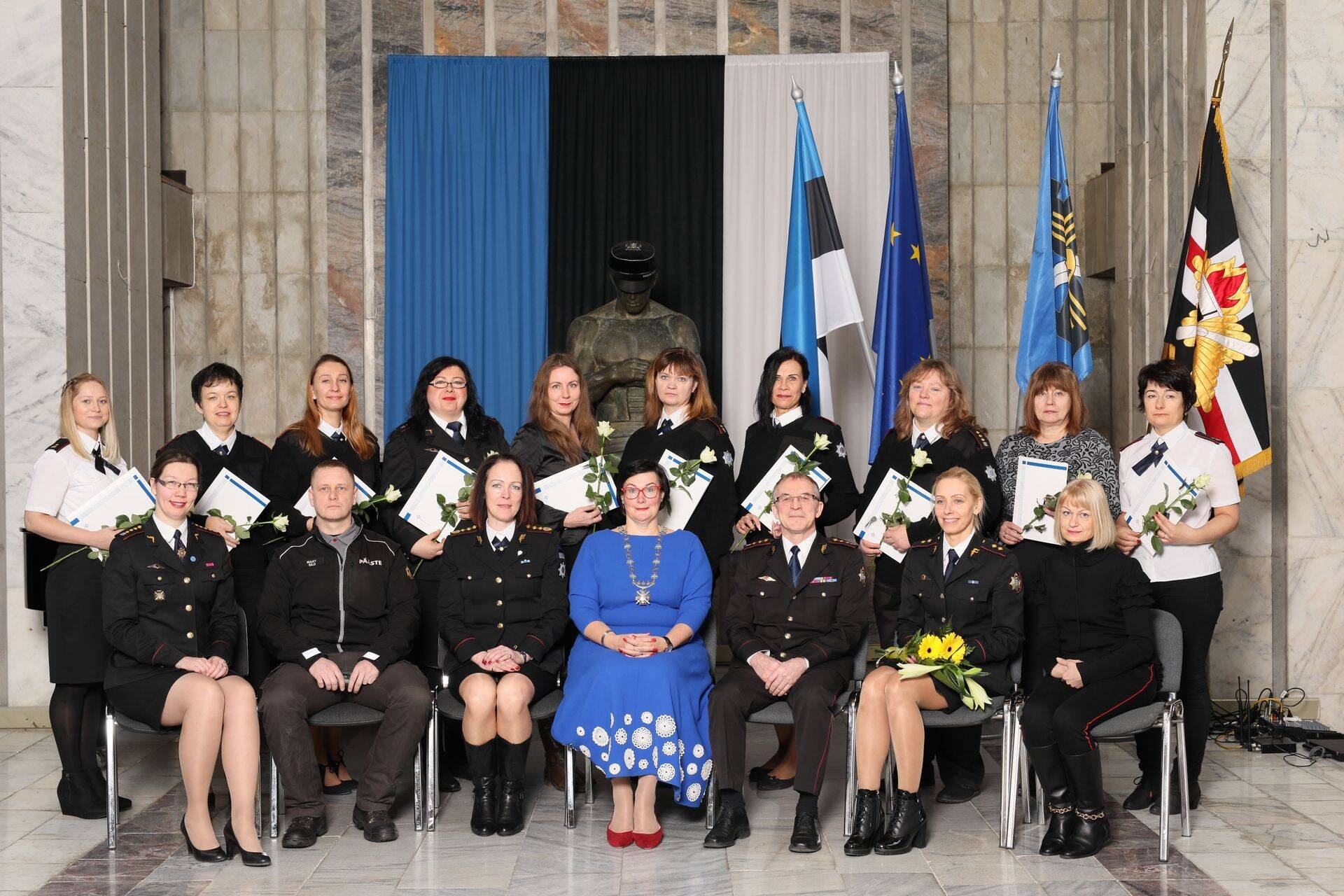 Päästekorraldaja-logistiku õpperühma esimesed lõpetajad.