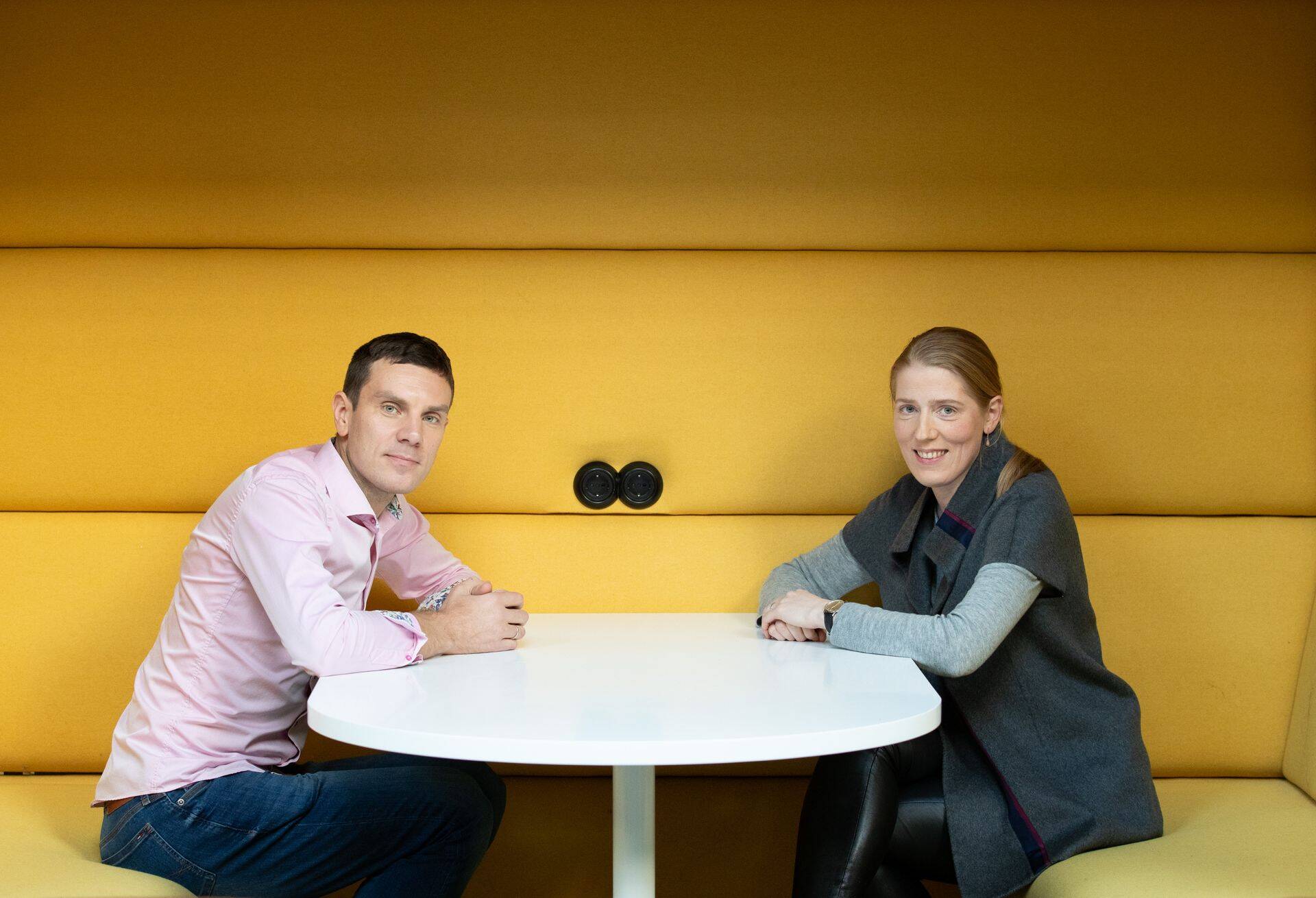 Heateo Haridusfondi üks asutajaid, Taxify kaasasutaja Martin Villig, ja Heateo Sihtasutuse tegevjuht Pirkko Valge.