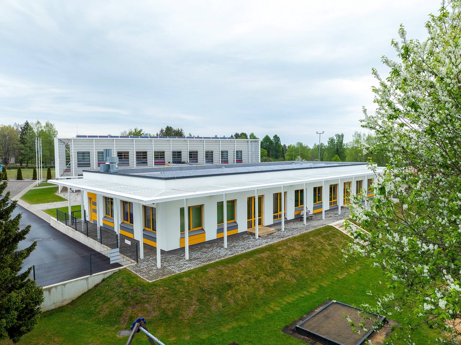 Ramsi lasteaia juurdeehituse peaprojekteerijaks oli Nool Projekt.