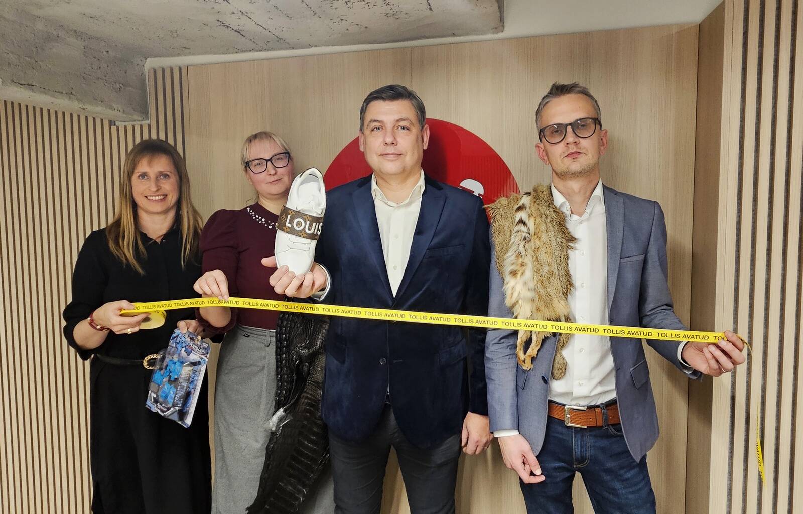 Kaari Lainevool, Albiina Saar, Tõnu Väät ja Kuldar Kullasepp.