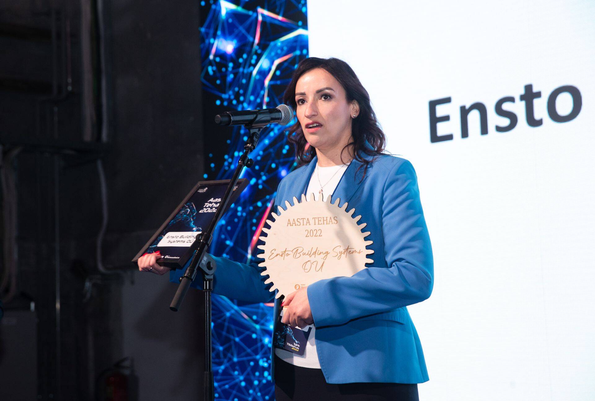 Nadežda Dementjeva juhitud Ensto Building Systemsi tehas pälvis 2022. aastal aasta tehase tiitli.