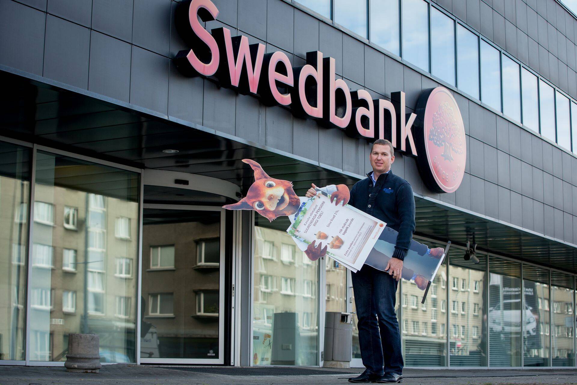 Eestis on Swedbank paari aastaga sulgenud mitukümmend sularahaautomaati.