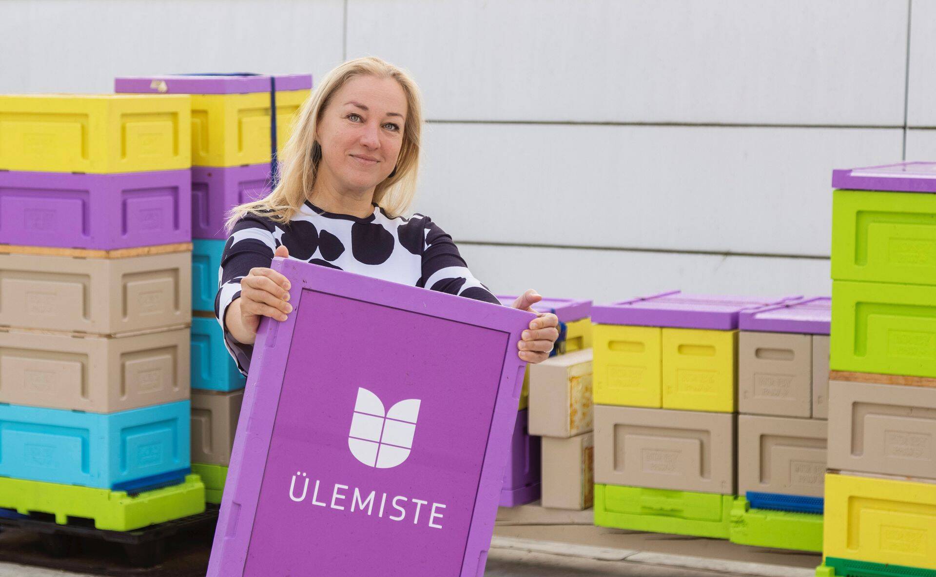 Tiia Nõmm Ülemiste keskuse katusel hommikusel meekorjel.