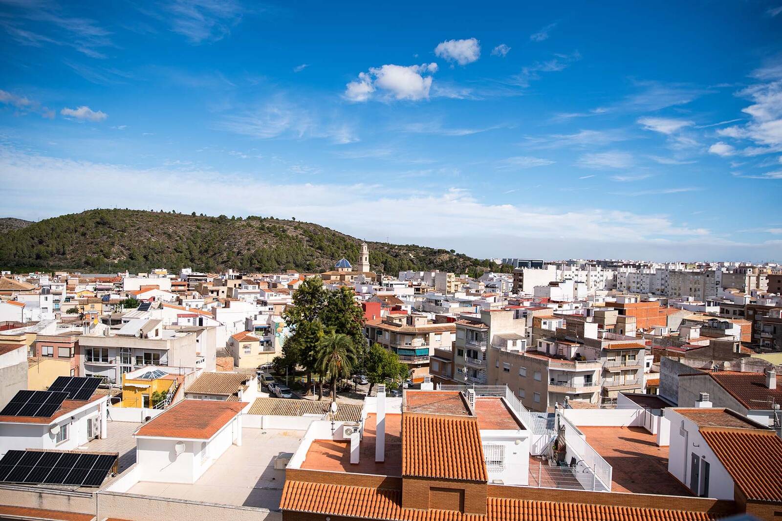 Gandia on kuurortlinn Vahemere ääres ning asub Valenciast vaid 70 km kaugusel.