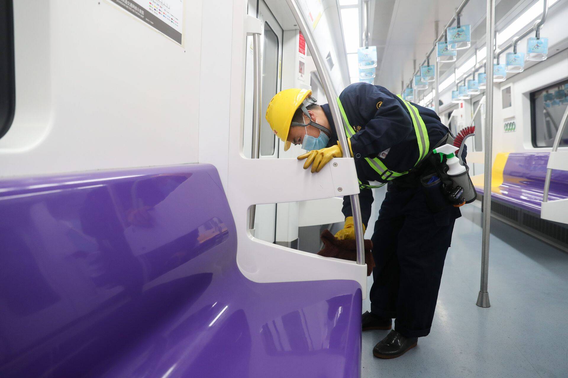 Shanghai metrood desinfitseeritakse praegu seoses koroonaviiruse leviku hirmuga varasemast sagedamini.