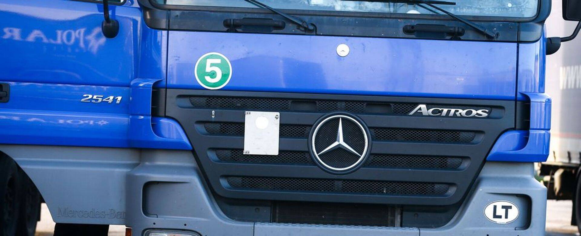 Leedu ettevõtted on asutanud Eestisse ühe töötajaga transpordifirmasid, mis annavad masinad Leetu kapitalirendile.
