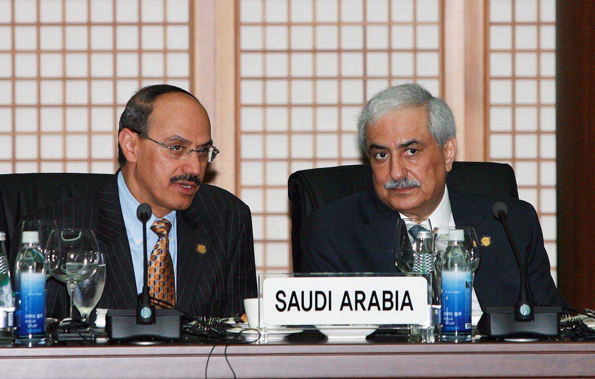 Saudi Araabia keskpanga juht Muhammad Al-Jasser (vasakul).