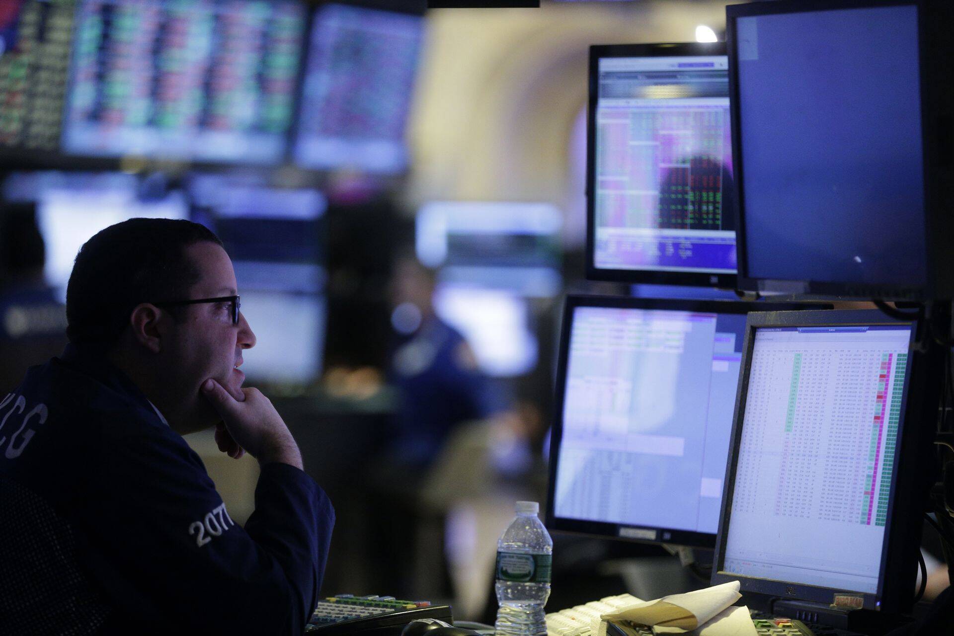 Биржи растут, а по S&P 500 новый рекорд