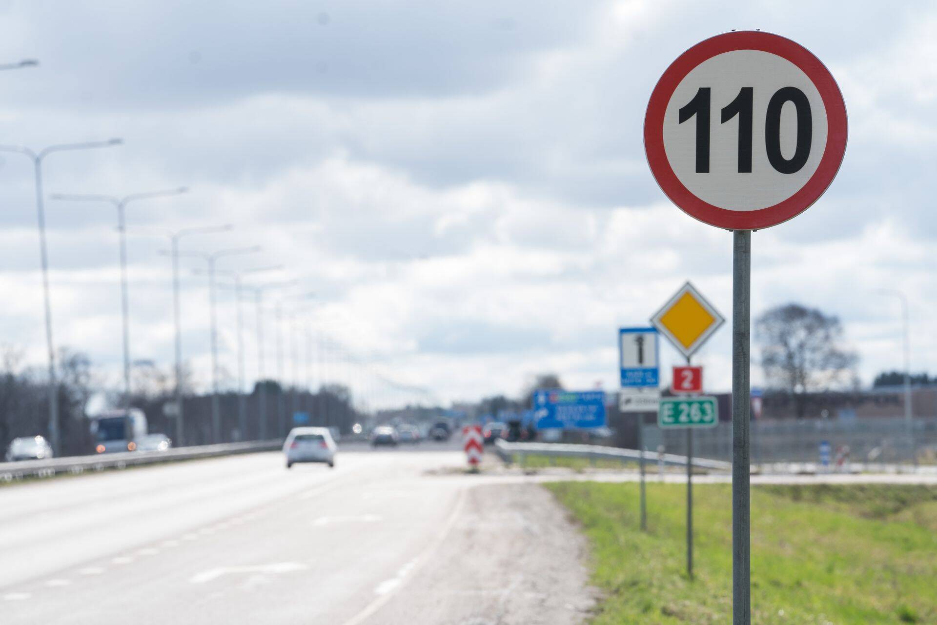 110 km/h liikluspiirang Tartu maanteel.