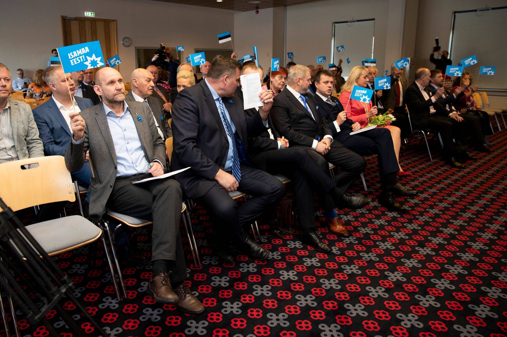 Isamaa üks valimisloosungeid oli pensioni teise samba vabatahtlikuks muutmine.