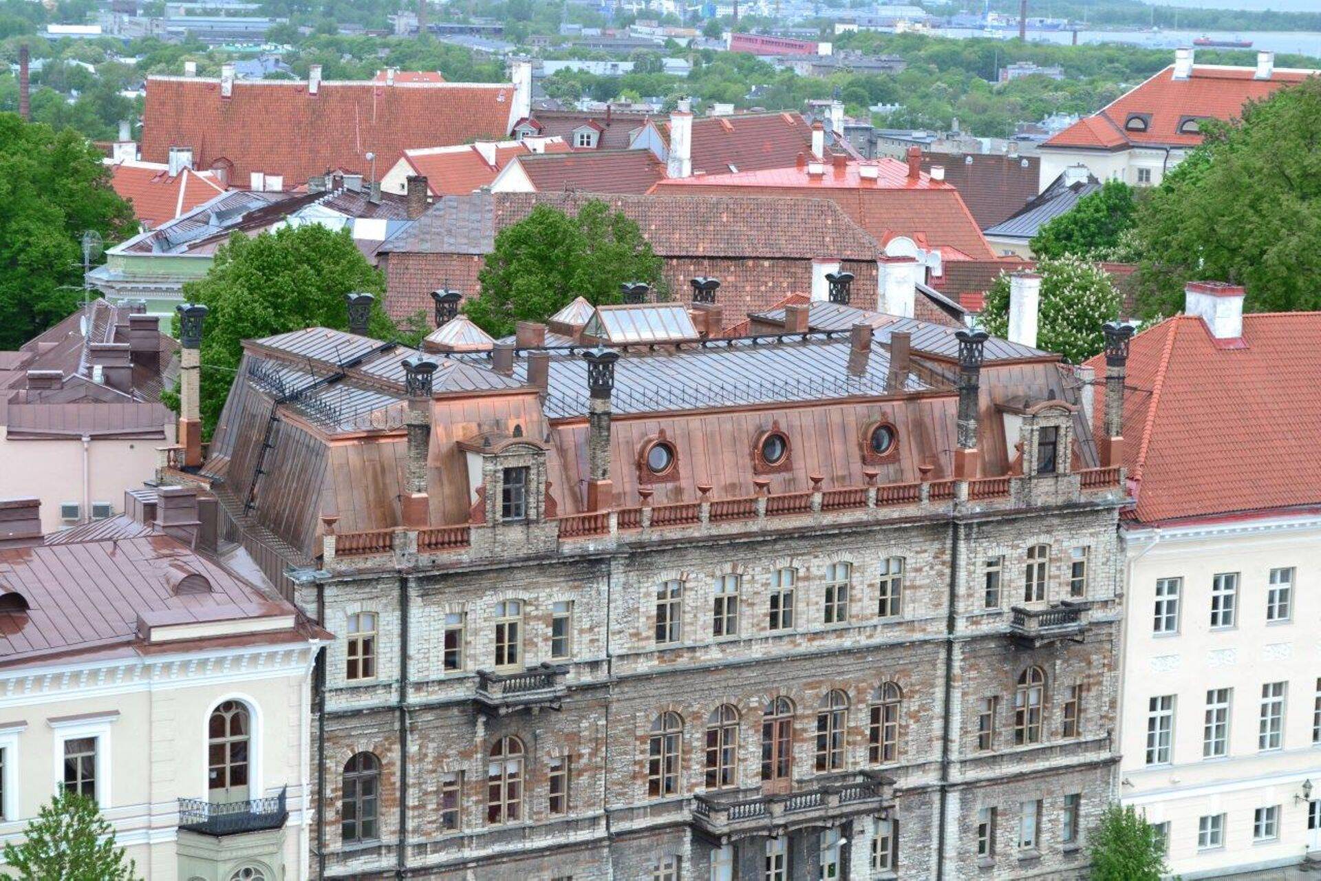 Eesti Teaduste Akadeemia hoone, Kohtu tn.6, Tallinn. Tööde teostaja OÜ Oma Fassaad