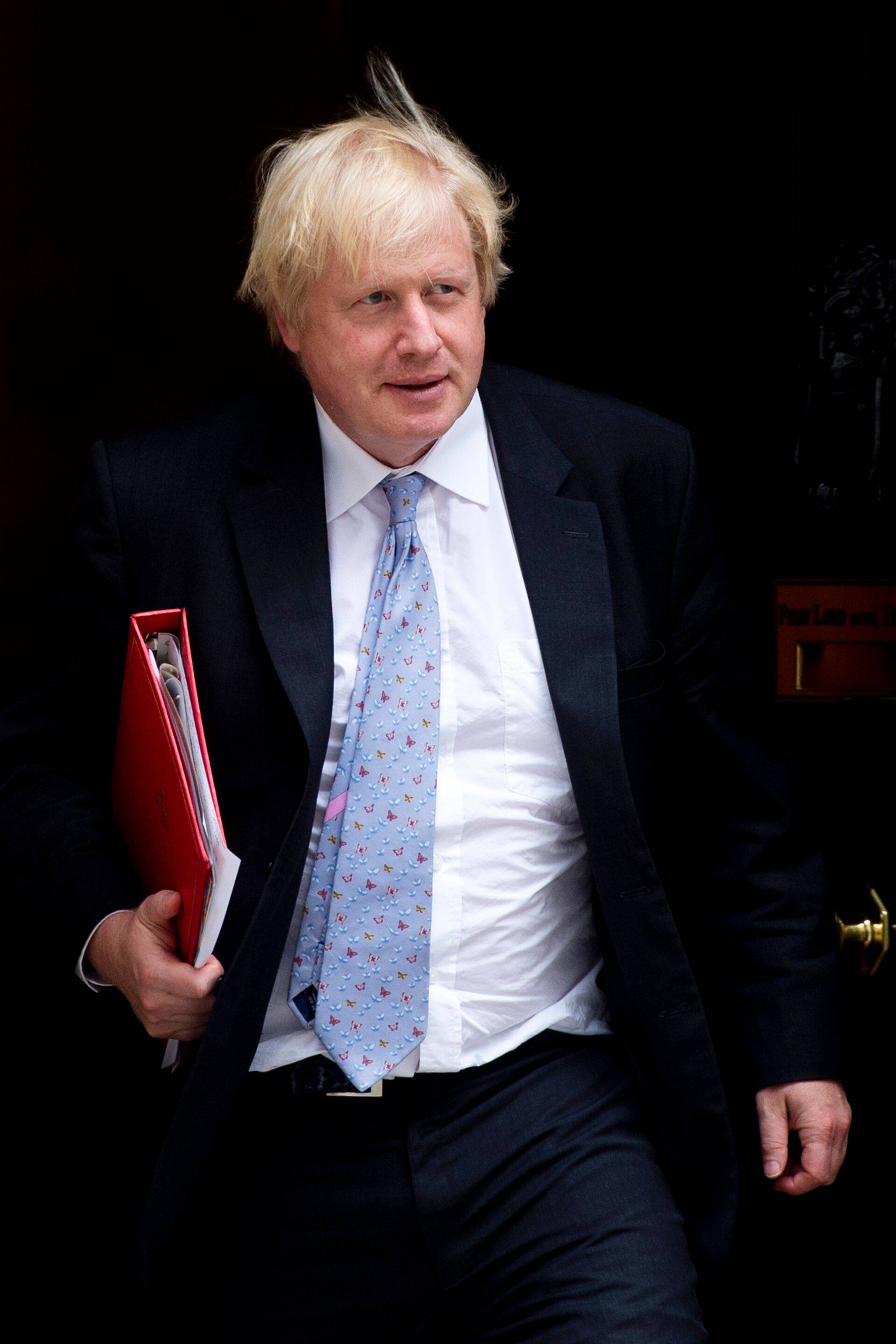 Boris Johnson lahkumas 7. juulil valitsuse istungilt.
