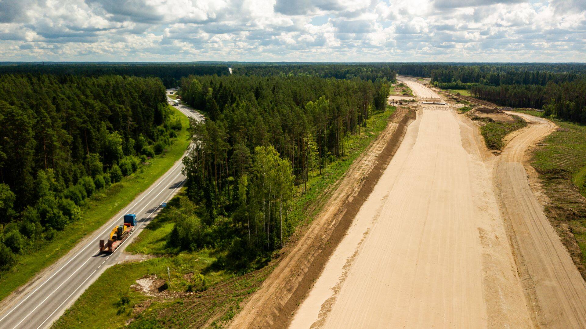Rahandusministri sõnul korraldatakse Eesti põhimaanteede neljarajaliseks rajamiseks rahvusvaheline hange.