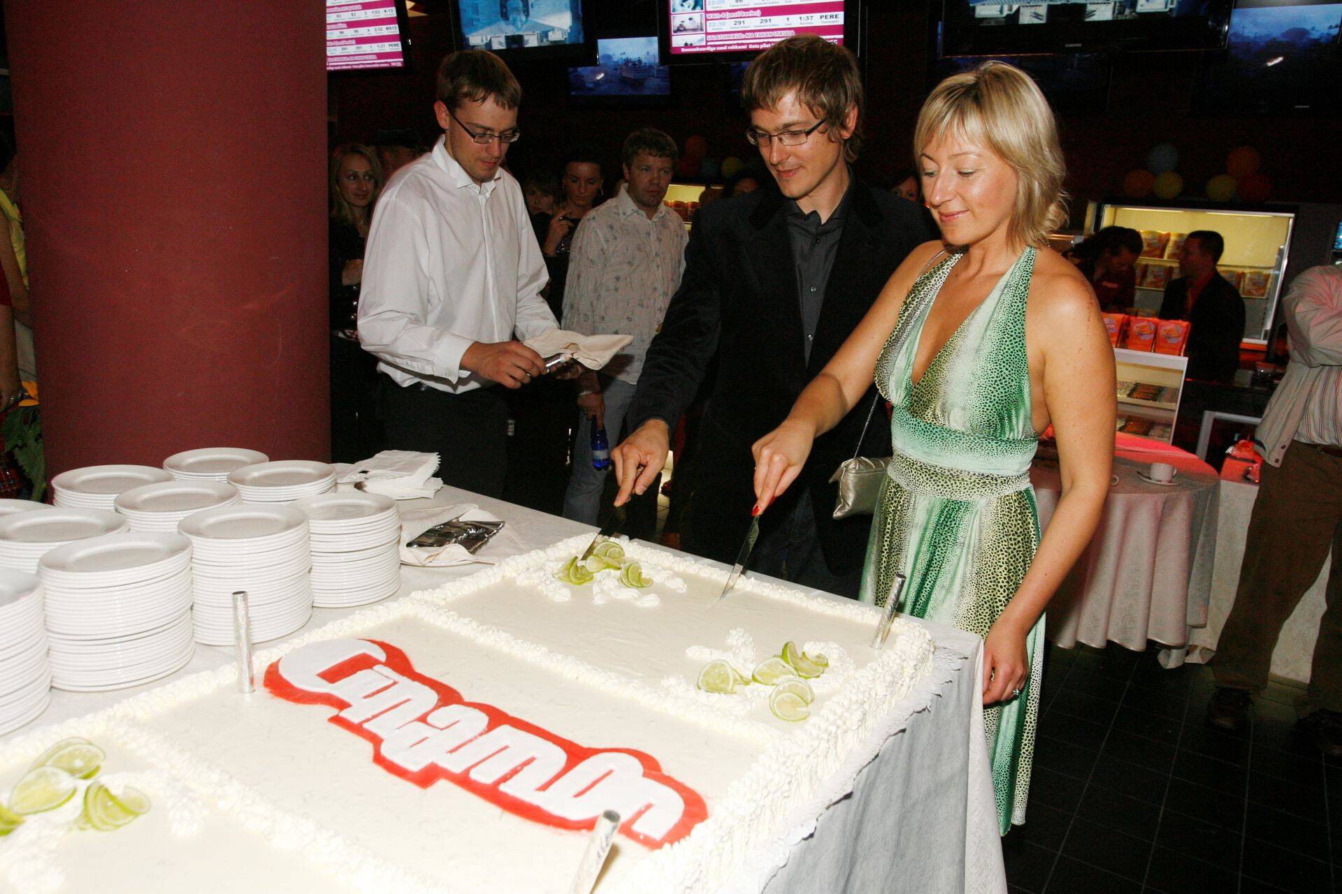 Tartu Cinamoni kino avamine Tasku keskuses 2008. aastal.