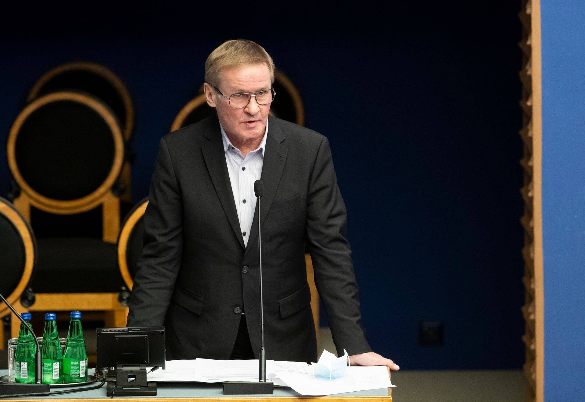 Riigihalduse minister Jaak Aab jättis neljst vaidlustuskomisjoni liikmest alles kolm.