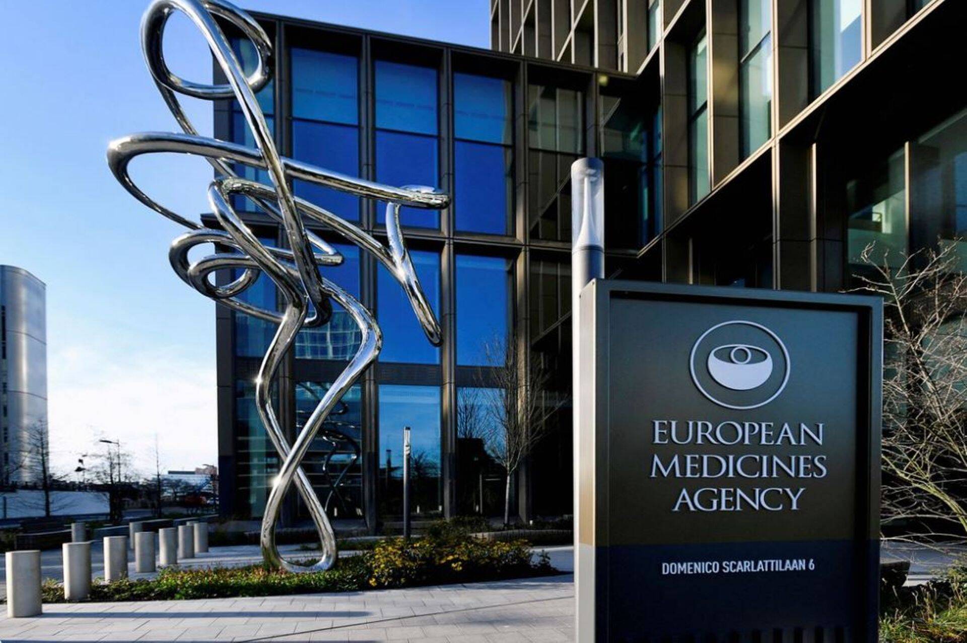 EMA kinnitas teisipäeval, et COVID-19 pandeemia ei ole läbi.