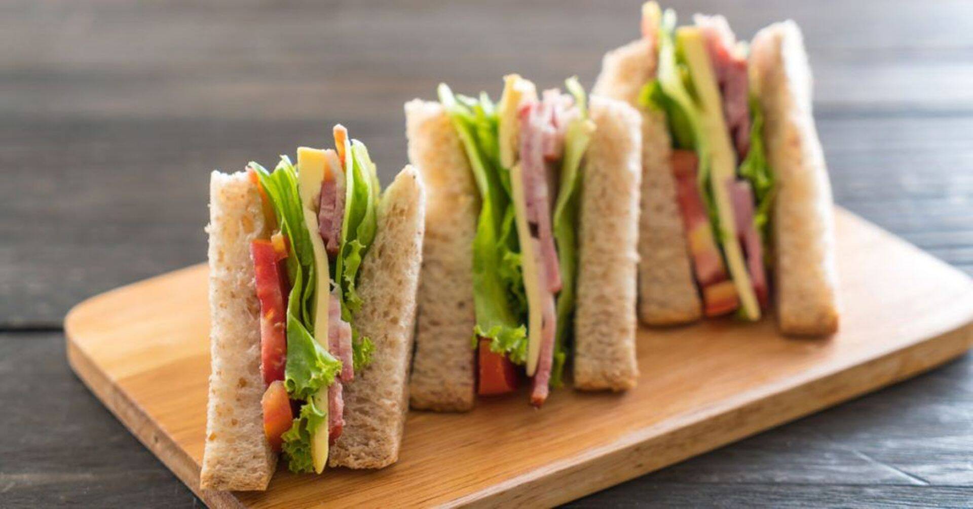 Leidsime tarkvara, mis sisaldab nii palgaarvestust, personalihaldust kui ka tööajaarvestust.