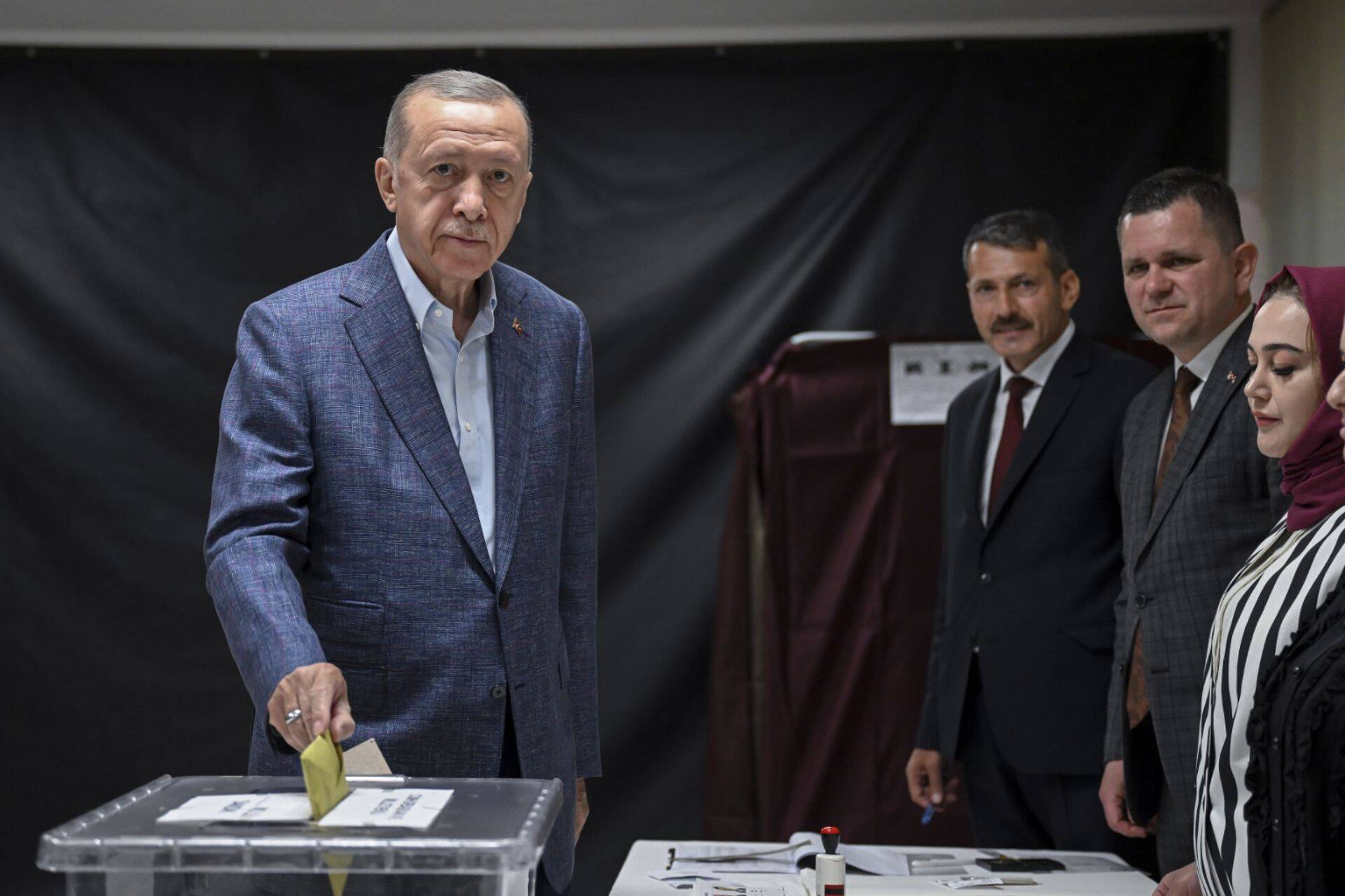 President Recep Tayyip Erdogan täna oma häält andmas.