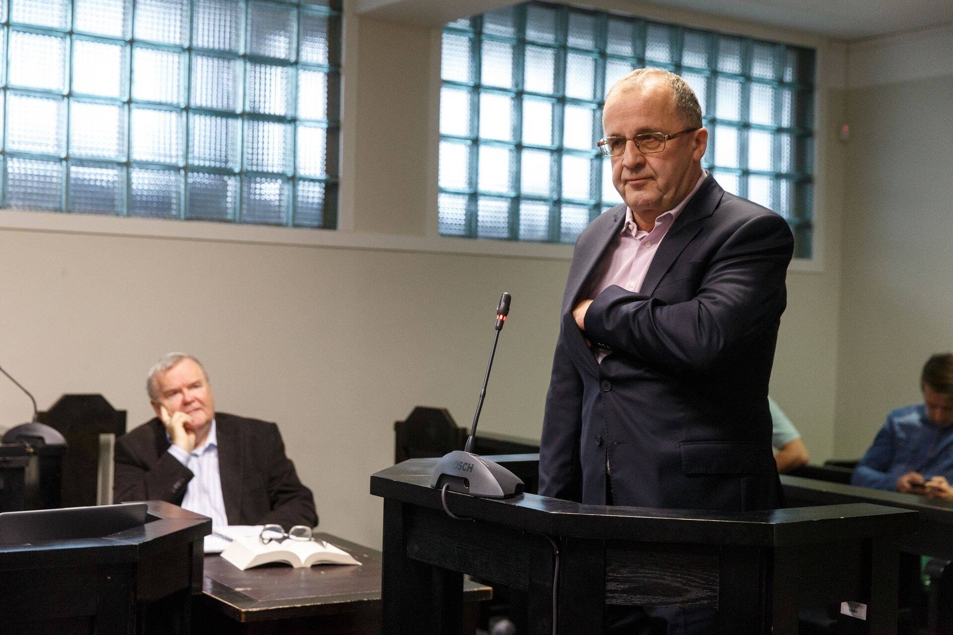 Ain Seppik andis Edgar Savisaare kriminaalasja kohtuistungil selgitusi Savisaarele antud laenu osas.
