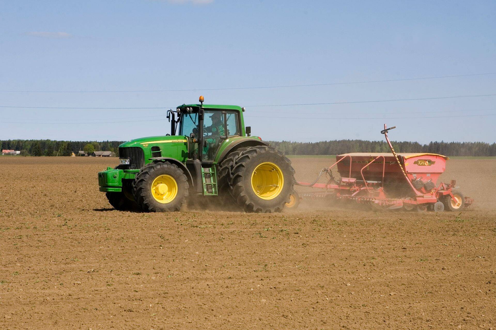 EEstis läheb John Deere masinate müük hästi, ollakse turu liidrid.