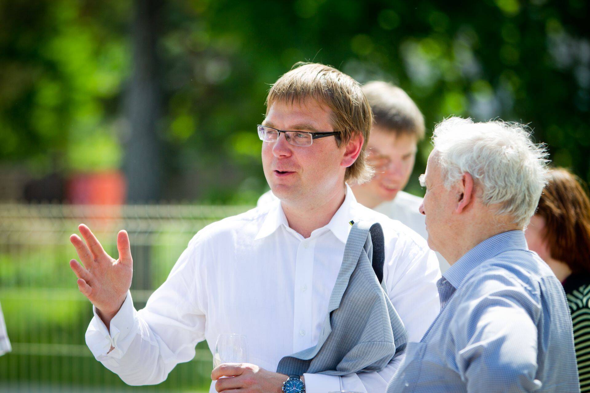 Mateki juht Sven Mats rääkis, et Rootsis teevad eestlaste elu karmimaks konkurendid Lätist, Leedust ja Poolast, samuti kohalikud ettevõtted. „Käib päris korralik taplemine."
