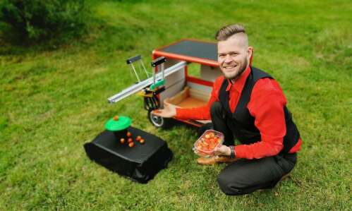 Idufirma juht: robot maasikapõllul on sama odav kui inimene
