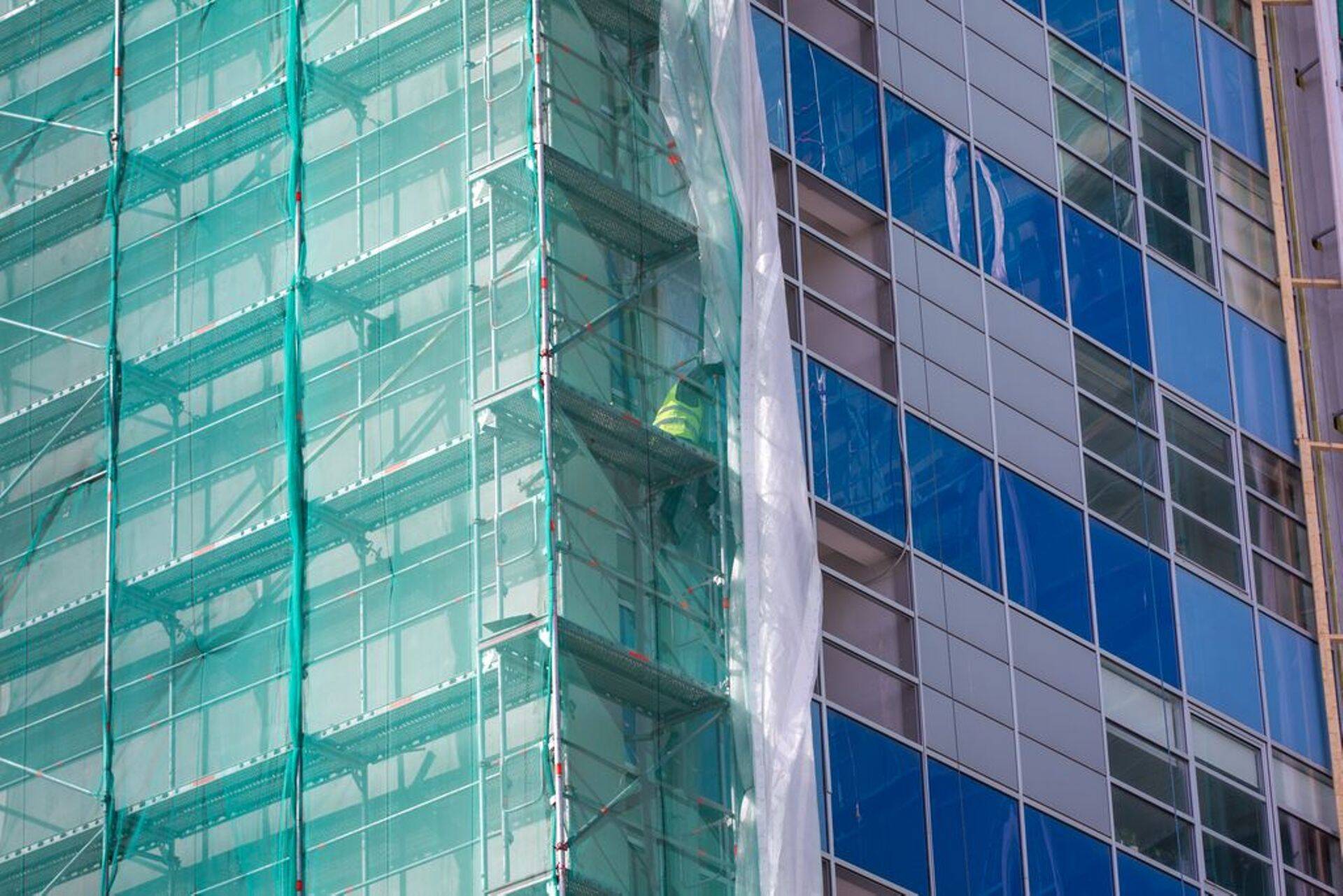 Tabeli edukaim Riverside OÜ on muu hulgas renoveerinud ka Põhja-Eesti regionaalhaigla Mustamäe B-korpuse hoonet.