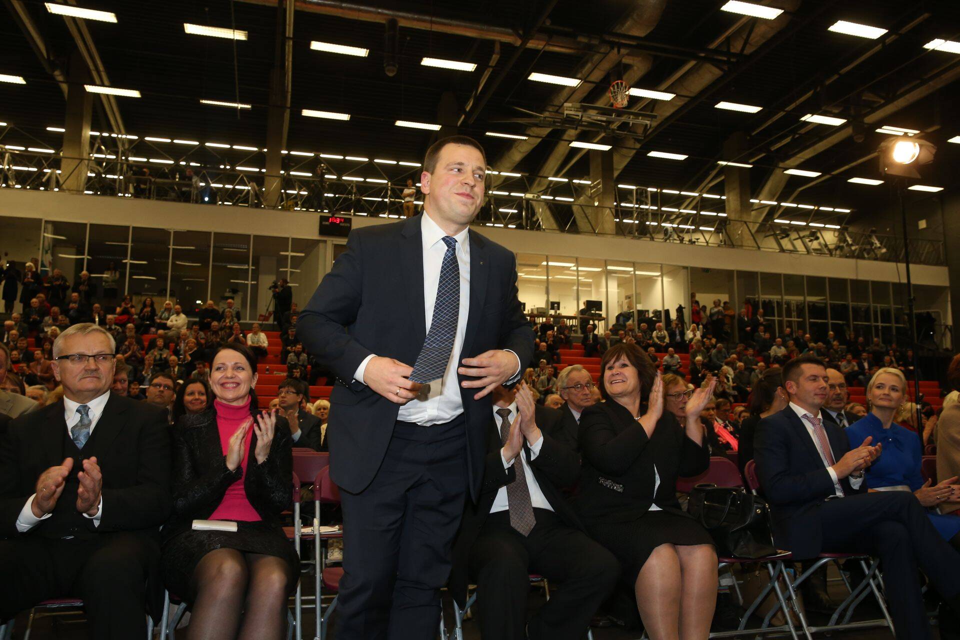 Ratas võitis Keskerakonna esimehe valimised
