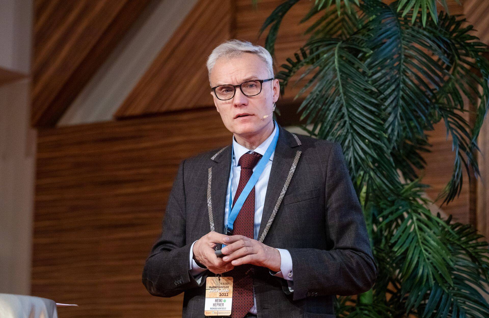 Heiki Hepner konverentsil Puidutööstuse äriplaan 2021.