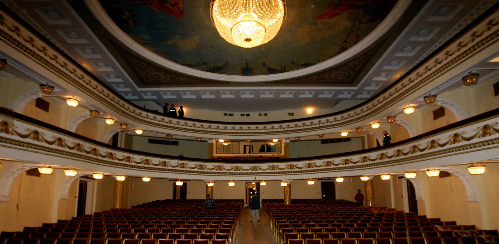 Болшой зал Русского культурного центра после ремонта 2008 года.