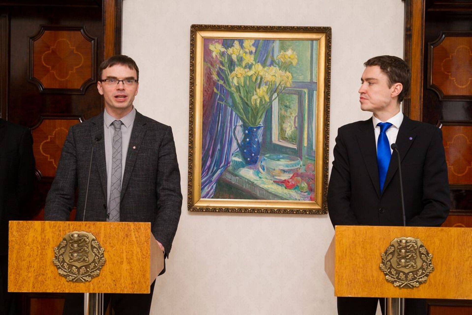 Sotside esimees Sven Mikser (vasakul) ja peaminister Taavi Rõivas pole veel ühist keelt leidnud.