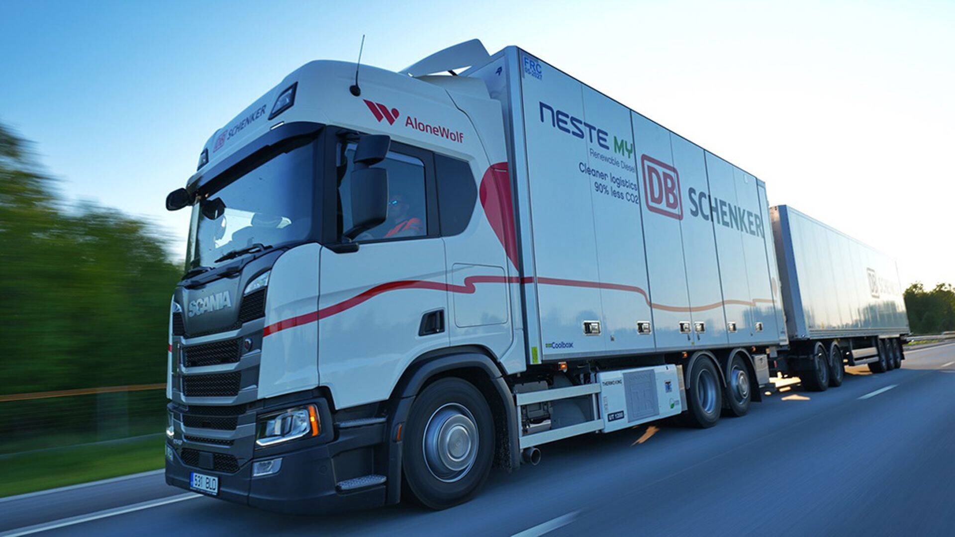 Sel suvel katsetas AloneWolf koos Transpordiameti ja Schenkeriga pikki autoronge Eesti teedel.