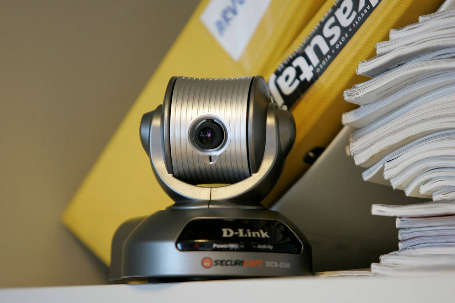 Kaamera kontoriruumis