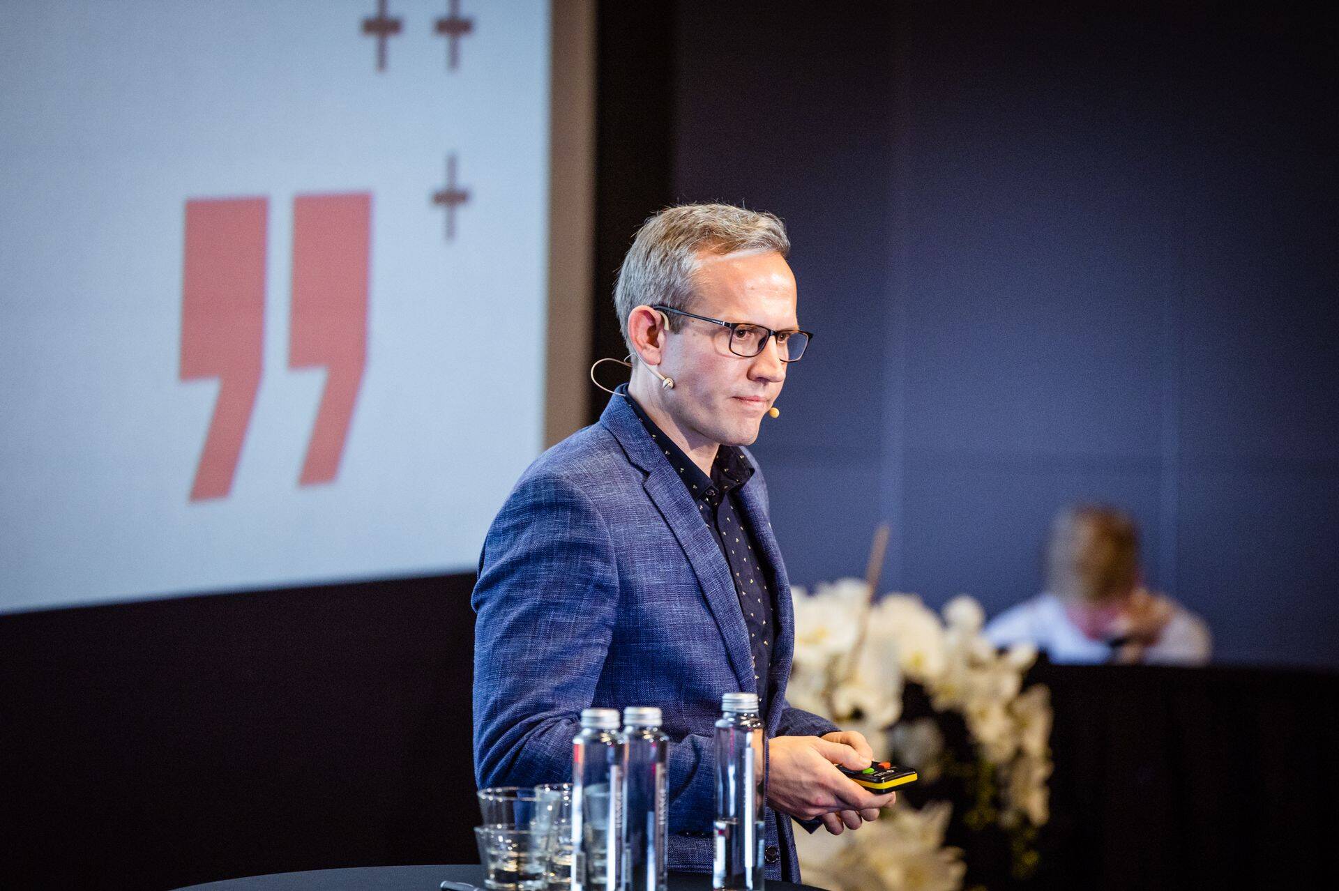 Jaanus Lahe digiturunduse konverentsil Best Internet 2022.