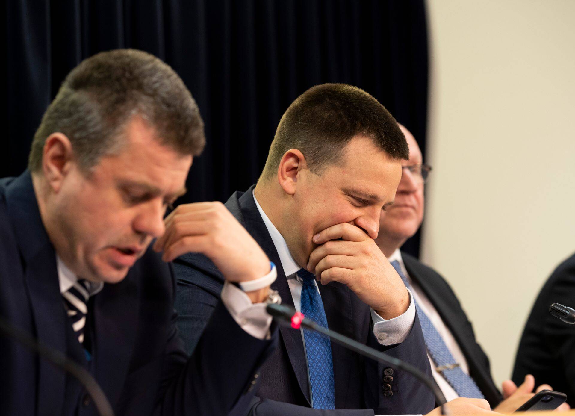 Peaminister Jüri Ratase sõnul ei ole valitsuses pensionireformi aruteludes mingeid ultimaatumite esitamisi ega näpuga näitamisi olnud.
