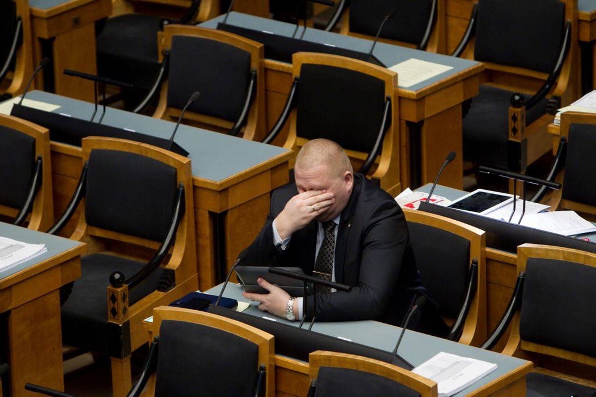 Ööistung riigikogus 2013. aastal